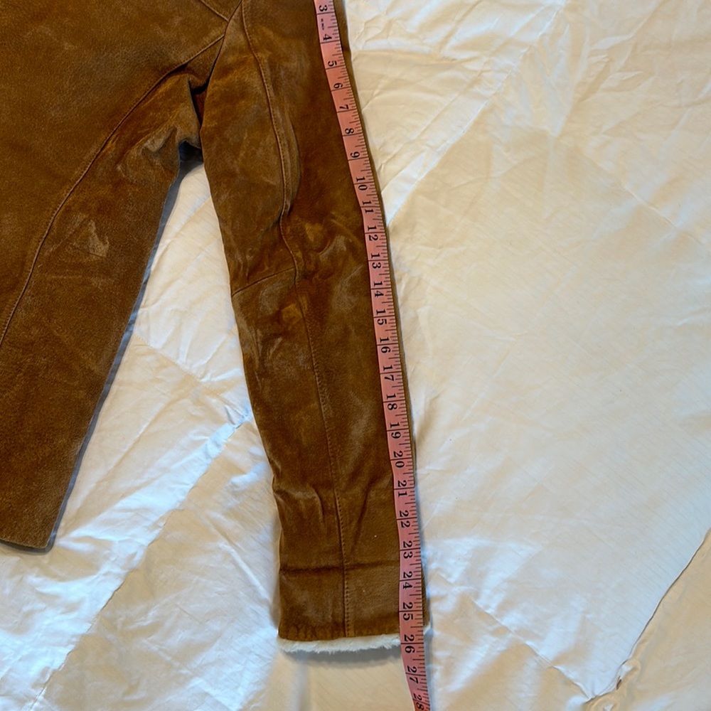 Like new Suede coat with soft faux fur accents - Picture 9 of 14